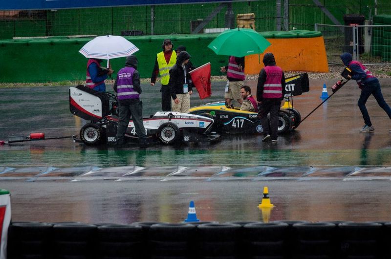 115 Teams aus 24 Nationen, darunter China und Indien, nahmen vom 8. bis zum 13. August 2017 am Konstruktionswettbewerb Formula Student Germany 2017 am Hockenheimring teil. (Formula Student Germany/Soukup)
