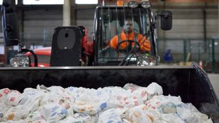 Woosh übernimmt seit 2025 nicht nur die Herstellung, sondern auch die Recyclingprozesse der Windeln direkt an seinem Standort in Brügge.  (Bild: Woosh)