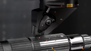 Ab Oktober 2018, wie Sandvik Coromant informiert, werden die bereits bestehenden Schneidstoffe CB7105 und CB7115 durch die Sorten CB7125 und CB7135 ergänzt, womit das Unternehemen sein Angebot im Bereich des Hartdrehens komplettiere. Mit den beiden Neulingen sollen sich mittel bis schwer unterbrochene Schnitte an einsatz- und induktionsgehärteten Stählen ausführen lassen. (Sandvik Coromant)