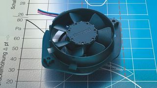 1 Axiallüfter ... die Klassiker in der Elektronikkühlung mit hoher Luftleistung. (Archiv: Vogel Business Media)
