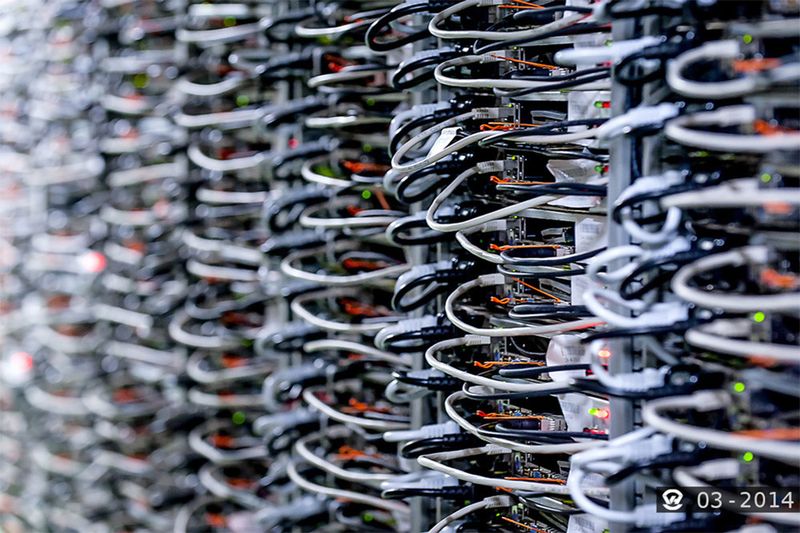Abbildung 6: Fertig verdrahtet - im Rechenzentrum von OVH (Bild: OVH)