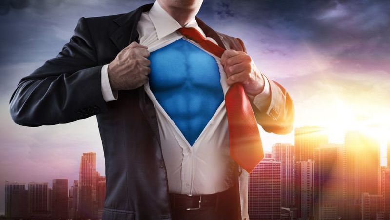 Aus Schatten-IT wird eine strategische Aufgabe: CIOs müssen KI-Agenten sicher integrieren und zugleich entscheiden, welche Prozesse künftig auf SaaS oder Eigenbau setzen.(Bild: ©  Romolo Tavani - stock.adobe.com)