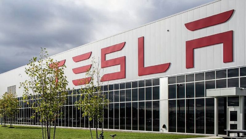 Das US-Unternehmen Tesla will in der Fabrik in Brandenburg künftig rund 500.000 Autos im Jahr bauen. (Bild:  Tesla)