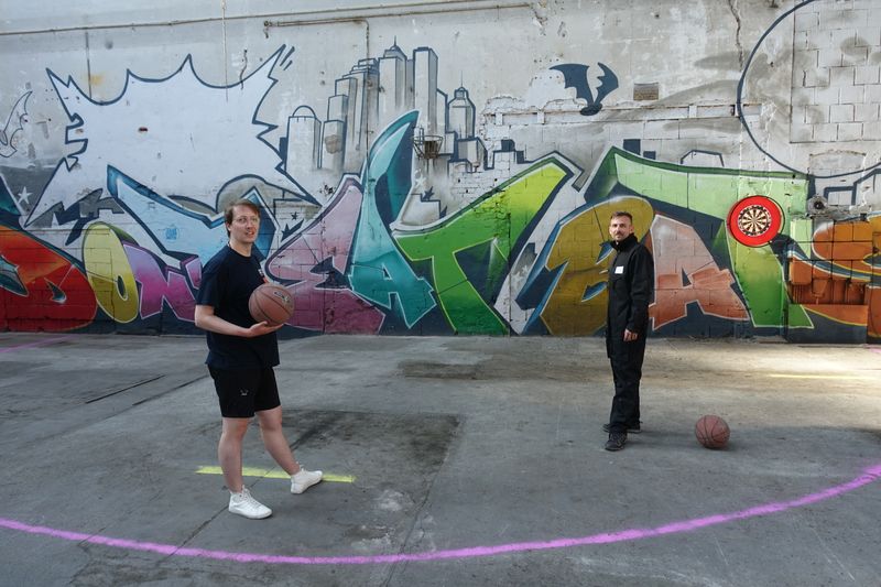 Wer von beiden wird der neue Nowitzki, Oliver oder Daniel (r.)? (IT-BUSINESS)