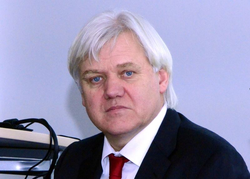 Hans Beckhoff: „Industrie 4.0 ist ein wunderbarer Begriff, der das Thema intelligente Automatisierung in die Öffentlichkeit trägt und verdichtet.“ (Bild: Michel)
