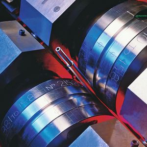 Bild 1: Die Nachfrage nach Titanrohren steigt stark, doch die Verarbeitung des Materials und die Herstellung der kaltgezogenen Rohre sind eine Herausforderung. 