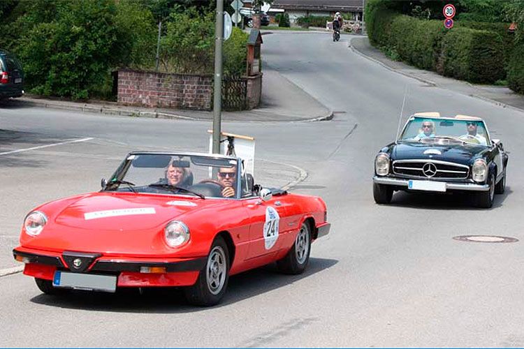 Die Rallye führt die Teilnehmer durch Städte, Vororte und Dörfer. Aufmerksamkeit ist also garantiert. (Foto: Innung München-Oberbayern)