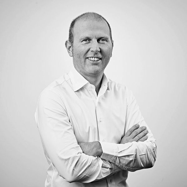 Dr. Ingo Ederer, CEO of Voxeljet: “We offer the world's largest, commercially available 3D sand printing system.” (Voxeljet)