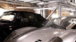 Damit das Lieblingsspielzeug auch weiterhin seinen Platz findet, braucht es intelligente Parkplatzsysteme. Der Einsatz von ERP-Anwendungen verspricht dabei noch einmal deutliche Effizienzsteigerungen. (Bild: Klaus Multiparking)