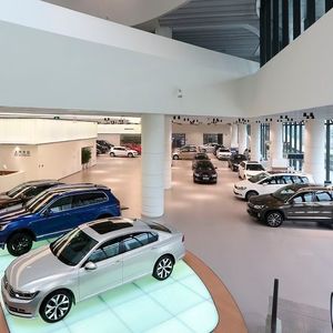 (VW)