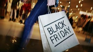 black-friday-pressmaster-shutterstock-337424894-920x614-1 (Quelle: Pressmaster/Shutterstock)