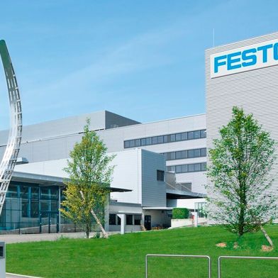 Festo will aufgrund der allgemein schlechter werdenden Lage allein in Deutschland rund 1.300 Personen entlassen, um zu sparen ... (Bild: Festo)