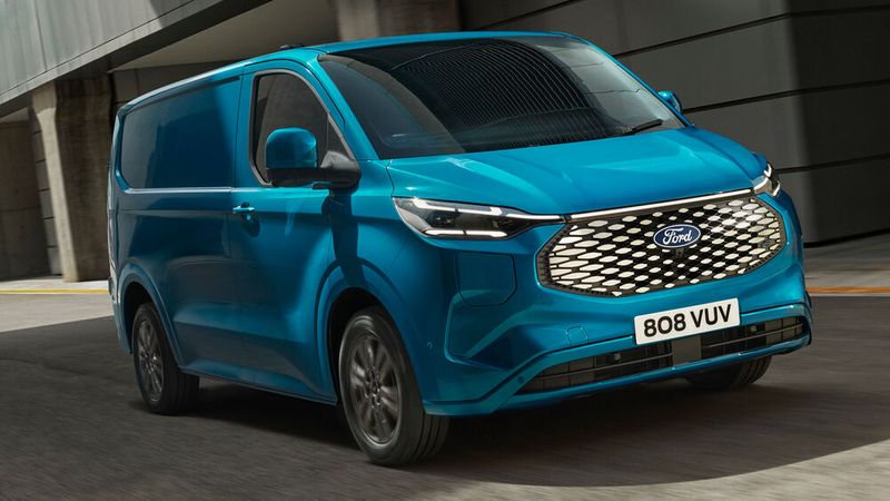 Der Ford Transit Custom kommt nächstes Jahr in einer elektrischen Variante.  (Bild: Ford)