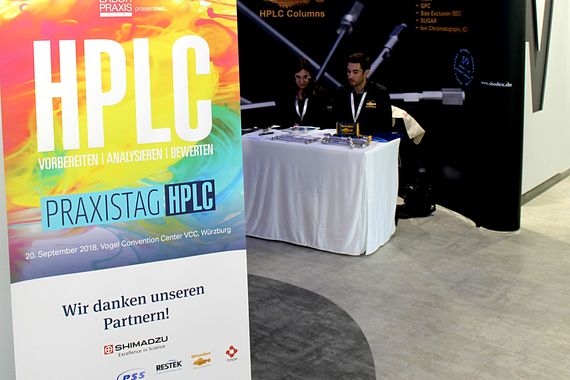 Am 20. September 2018 veranstaltete Laborpraxis in Würzburg den vierten HPLC-Praxistag. In dieser Bildergalerie zeigen wir, was die Teilnehmer dort erlebt haben – von der einführenden Keynote bis hin zur abschließenden Podiumsdiskussion. (Bild: LABORPRAXIS)