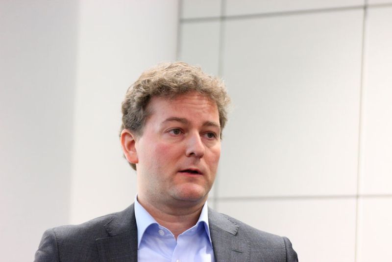 „Wir haben insbesondere die Entwicklung der Nukleinsäure-basierten Assays übernommen. Die DNA- und RNA-Stränge sind spezifisch auf verschiedene Bakterien und Viren“, erklärt Dr. Giorgio C. Mutinati, Projektleiter am Austrian Institute of Technology. (Schäfer/Devicemed)