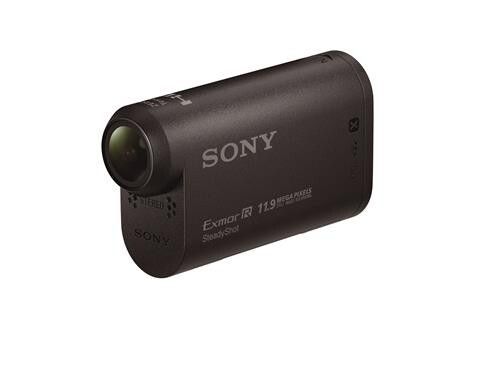Die Abmessungen der Action-Cam HDR-AS20 betragen 24,5 x 47 x 82 Millimeter. (Bild: Sony)