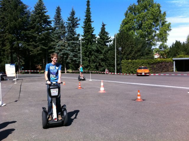 Eine Frage des Gleichgewichts: der Segway fand großen Anklang. (Maderner)