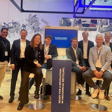 Lindner and P&G-Team on the day of flexloop presentation at K-Show (Source: Lindner)