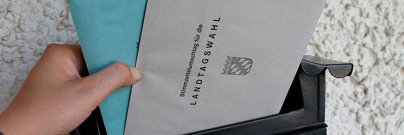 Im Bitkomat zur Bayern-Wahl überprüft Thesen aus den Bereichen Bildung & Teilhabe, Politik & Verwaltung, Digitale Wirtschaft & Infrastruktur sowie Sicherheit & Datenschutz.