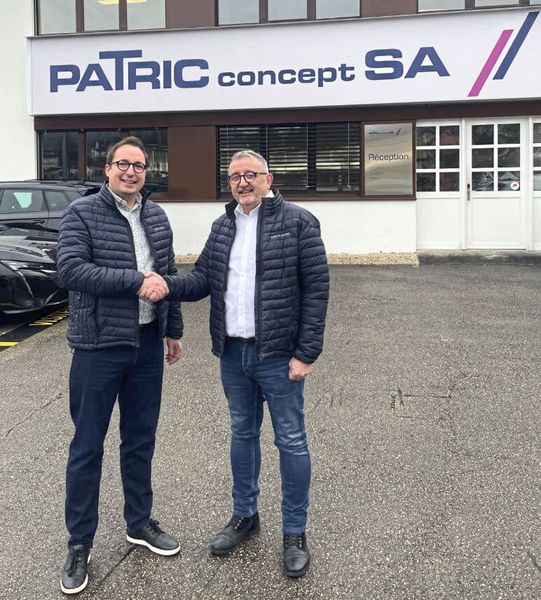 Patrick Feller (à gauche) succède à Thierry Favre (à droite) et devient le nouveau CEO de Patric concept SA. (Source : Patric concept SA)