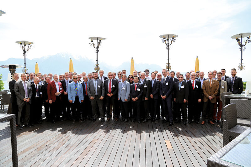 Sie bringen die Fertigung auf Hochtouren: das Who‘s who der europäischen Werkzeugindustrie in Montreux, im Hintergrund der Genfersee. (Bild: M. Böhm)