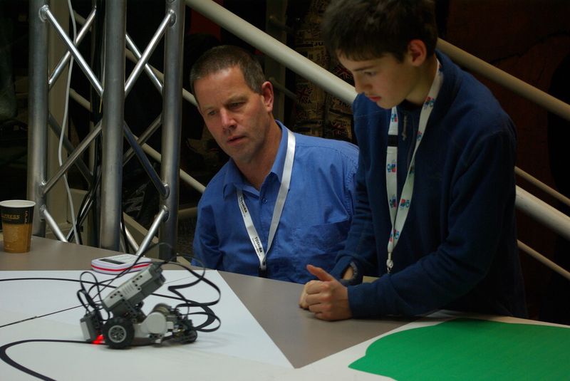 Auch andernorts sorgen die Robocup-Wettbewerbe für Spannung. (Bild: Flickr/Samuel Mann)