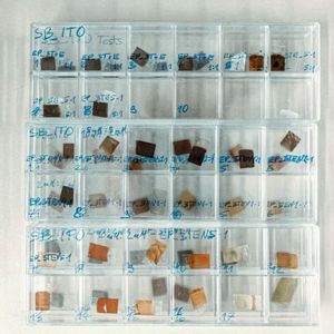 Gut sortiert: verschiedene Versuchsmaterialien für die Forschung(Bild:  Sven Cichowicz)