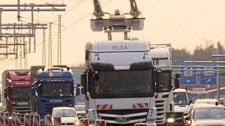 Auf der A5 zwischen Langen/Mörfelden und Weiterstadt/Darmstadt wird der elektrische Lkw-Verkehr bereits seit Mai 2019 erprobt. (Bild: Hessen Mobil)