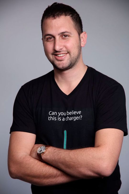 Itay Hasid: Der Gründer und CEO von Kado setzt auf das Netzteil-Know-how von des koreanischen Unternehmens Dongyang E&P.(Bild:  Kado)