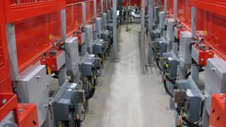 Siemens-Frequenzumrichter G110D mit KnorrTec Bremswiderstand im DHL-Euro-HUB Leipzig (Sit)