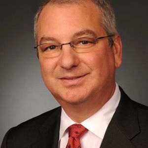 "With this decision, CHS is taking an important, strategic step on behalf of its member-owners by ensuring them a reliable domestic supply of nitrogen fertilizers essential to help farmers raise healthy, profitable crops to feed a growing global population," said Carl Casale, CHS president and chief executive officer.