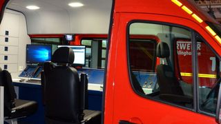 Das neue Einsatzleitfahrzeug ist ein mobiler Always-On-Highspeed-Hotspot (Cradlepoint)