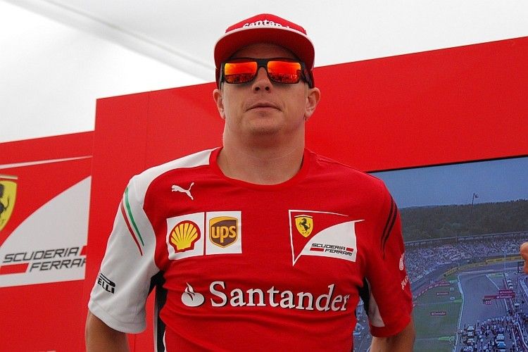 Seinem Teamkollegen Kimi Räikkönen (Platz 11) sieht man die Stimmung wie üblich nicht an. (Foto: Rosenow)