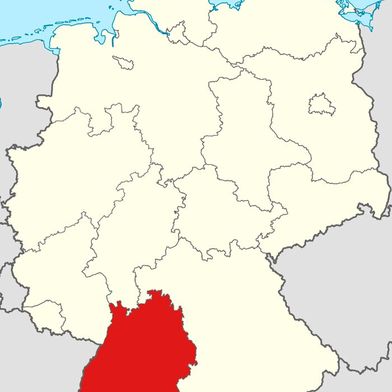 Das rot markierte Bundesland da unten links hat offensichtlich die hellsten Köpfe in seinen Grenzen. Denn Baden-Württemberg belegt bei den Patentanmeldungen auch 2025 den ersten Platz. (Bild: Bundesländerdeutschland)