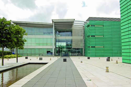 Security Operation Centre: Mitten im Green Park in Reading bei London befindet sich das neue britische Lagezentrum von Symantec. (Archiv: Vogel Business Media)