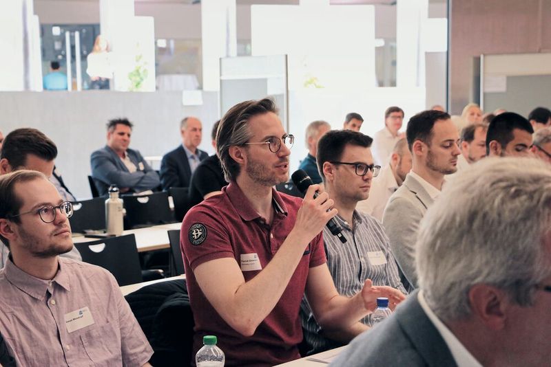 Das grosse Interesse widerspiegelte sich auch in den vielen Fragen der Teilnehmenden. (Bild: ZHAW)