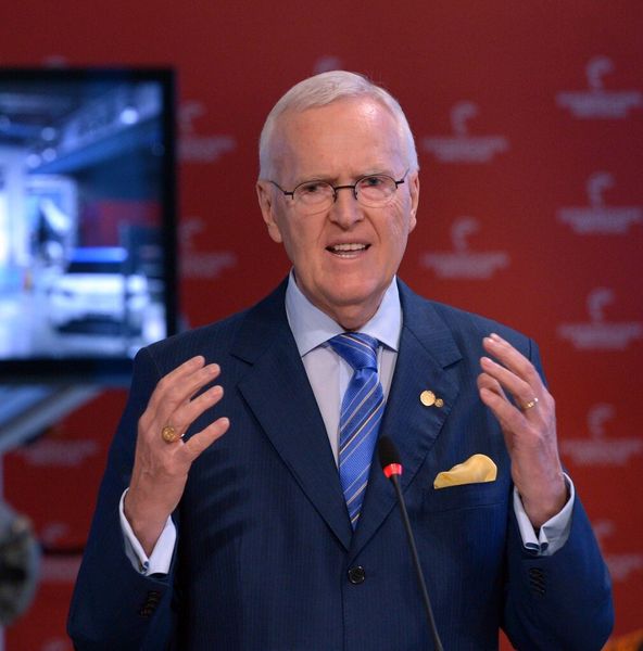 Dr. Dietmar Harting, Vorsitzender des Ausstellerbeirats: „Die Hannover-Messe 2013 war eine sehr erfolgreiche Messe. Unter dem Leitthema Integrated Industry bereiten die Aussteller der Hannover-Messe den Weg für die industrielle Fertigung der Zukunft.“ (Bild: Deutsche Messe)