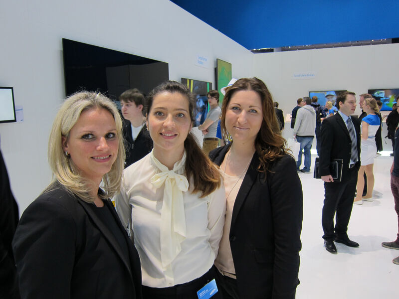 Das hübsche Samsung-Team (v. l.): Bettina Roderhoff, Nicole Michalski und Anna Elena Hübers (Bild: IT-BUSINESS)