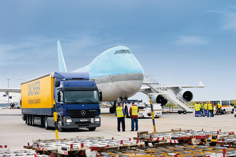 Für einen Grossteil der innereuropäischen Warentransporte und für die komplette Geschäftsabwicklung von Trisa ist die Niederlassung von Dachser Schweiz in Birsfelden verantwortlich. (Bild: Dachser)