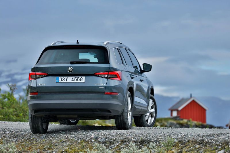 Anders als beim VW gibt es für den Skoda zudem auf Wunsch eine dritte Sitzreihe. (Skoda)