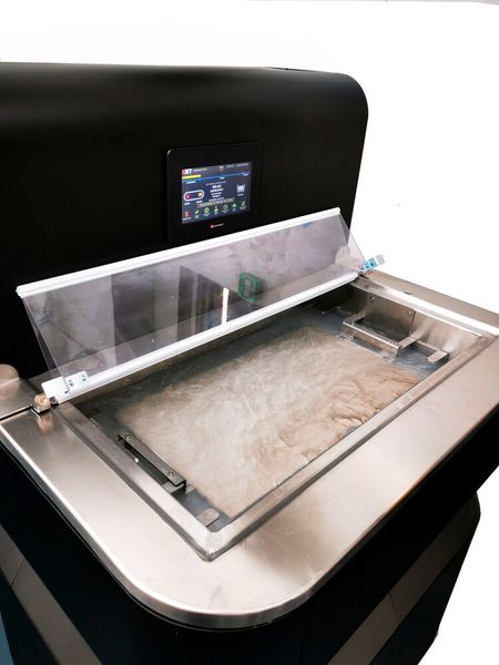 XJet’s soluble support material becomes even easier to remove with Smart. (XJet)