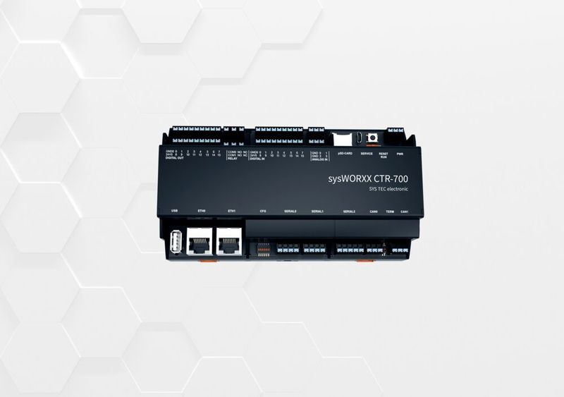 Seit der Integration von Teamviewer IoT in den Edge Controller Sysworxx CTR-700 von Sys Tec Electronic können sowohl Leistungs- und Statusdaten als auch der aktuelle Instandhaltungsbedarf einer Maschine vom Büro aus erfasst werden.  (Sys Tec)