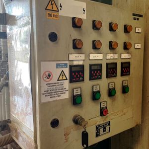 Bis zur Umrüstung mussten die Mitarbeiter Füllstände umständlich manuell abfragen und das Volumen mit einer Tabelle errechnen.(Bild:  Hans Turck GmbH & Co. KG)