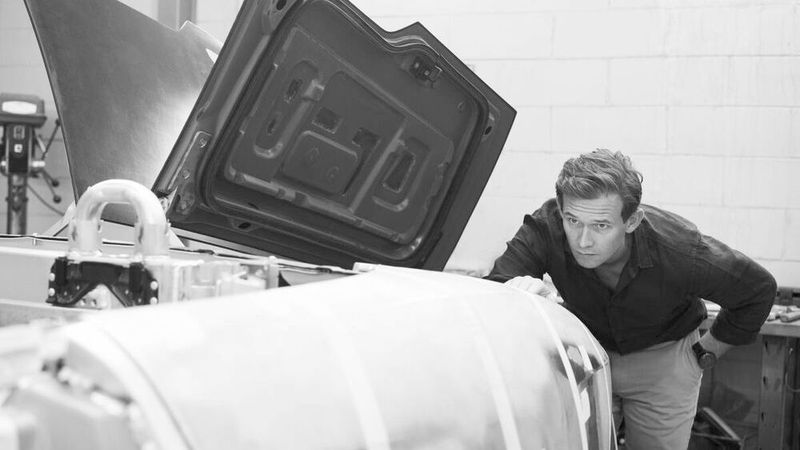 Das klassische Heck einer edlen Segelyacht der J-Klasse erinnert auch an Fahrzeuge des Herstellers aus den Zwanzigern. (Bild: Rolls-Royce)