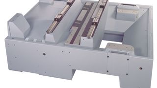 Das Mineralgussbett für das Doppelspindel-Fertigungszentrum DZ 15 W Magnum besitzt einen hohen Integrations- und Komplettierungsgrad  (Bild: Epucret)