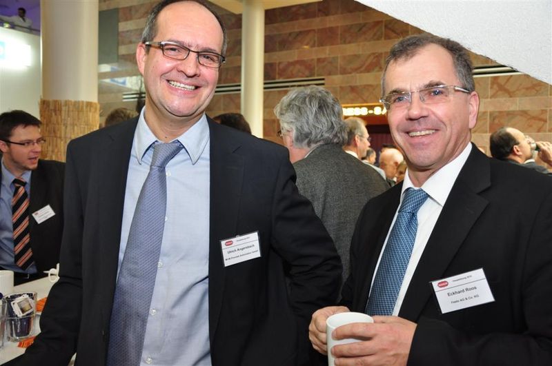 von links: Ulrich Angersbach, Stellvertreter Bereichsleiter M+W Process Automation, und Eckard Roos, Leiter Prozess Automation Management Festo (Archiv: Vogel Business Media)
