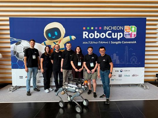 Das Siegerteam der FH Oberösterreich (v.l.n.r): Markus Ertl, Alexandra Eichberger, Benedikt Mayrhofer, Oskar Gnadlinger, Nathalie Weiß, David Oberngruber, Raimund Edlinger (Bild:  Fachhochschule Oberösterreich)