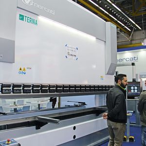 Die italienischen Maschinenbauer sehen sich eher als Nischenanbieter als ihre deutschen Konkurrenten, wie eine neue Studie zeigt.(Bild:  Itasse)