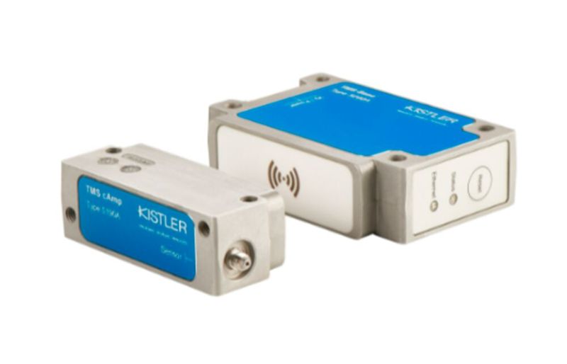 Das telemetrische Messsystem (TMS) von Kistler arbeitet mit dem mobilen Ladungsverstärkermodul 5190A. Es kann direkt auf dem Sensor auf der sich bewegenden Maschinenkomponente montiert werden. Auch das stationäre Basismodul 5290A gehört dazu. Es wird allerdings am Maschinenrahmen angebracht. (Bild: Kistler)