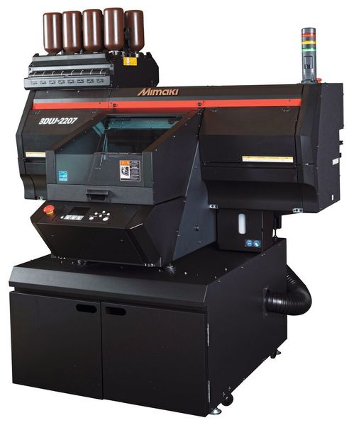 Mimaki hat den Inkjet-3D-Farbdrucker 3DUJ-2207 mit UV-Härtung vorgestellt. Er ist für Prototypen und Modelle prädestiniert, bei denen es auf die Wiedergabe feiner Farbnuancen ankommt. Der neue 3D-Drucker kann mehr als 10 Mio. Farben mit höchster Präzision drucken. (Mimaki)